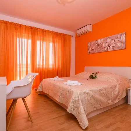Mamut Apartment Trogir