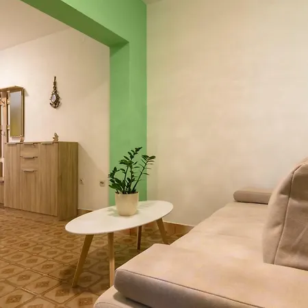 Apartment Mamut *
